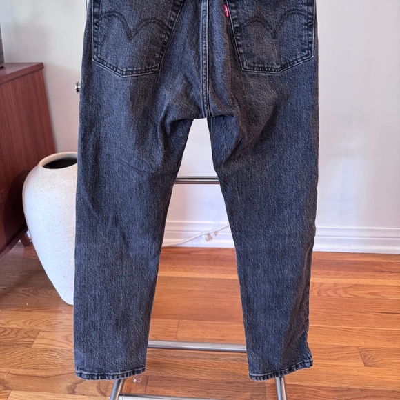 Levi's 501 Crop Stretch Denim - Washed Black - Picture 7 of 7